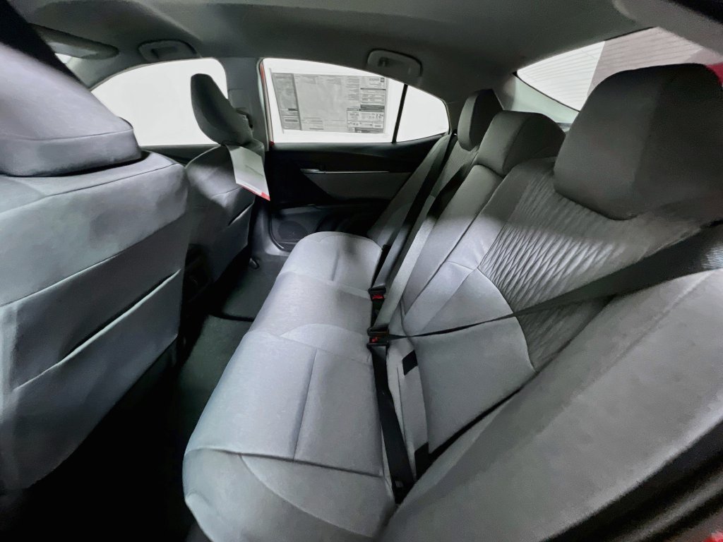 Used 2026 Toyota Camry LE w/ Convenience Package FWD image 27