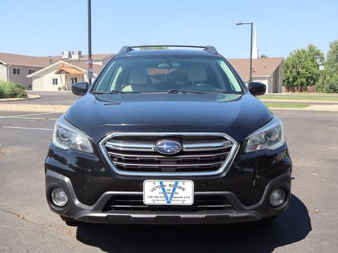 Used 2018 Subaru Outback 2.5i Premium AWD/4WD image 13