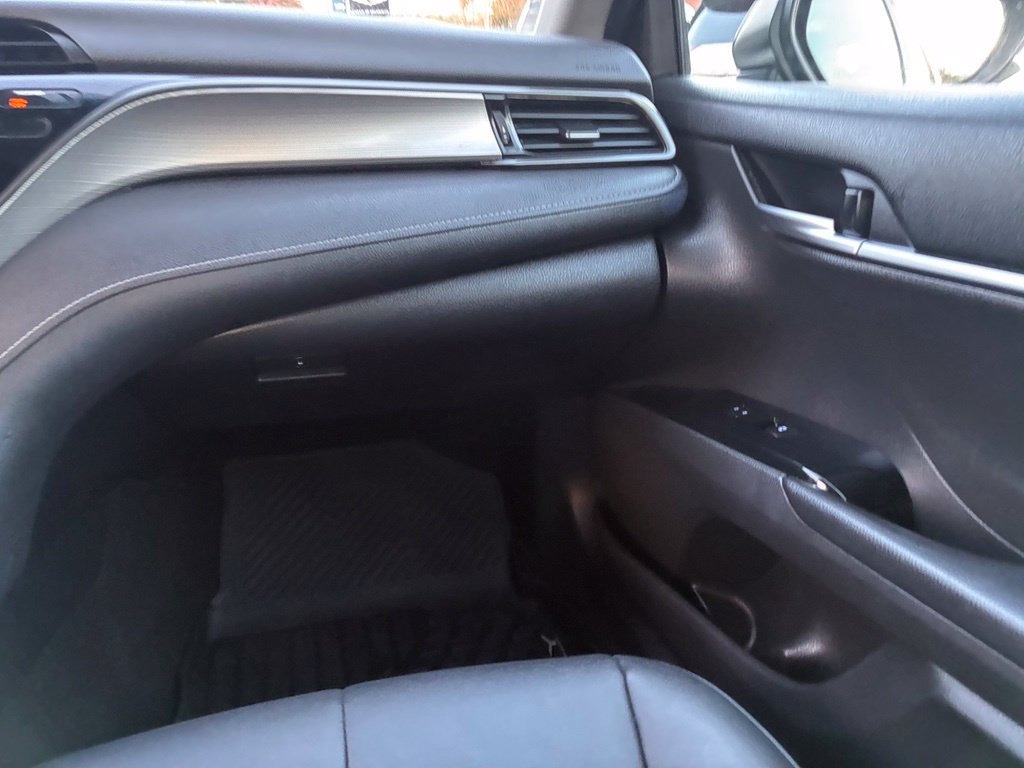 Used 2019 Toyota Camry SE FWD image 40