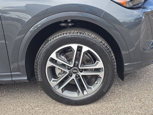 New 2025 Audi Q5 Premium image 34
