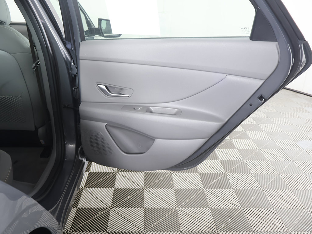 Used 2024 Hyundai Elantra SEL w/ Convenience Package FWD image 26