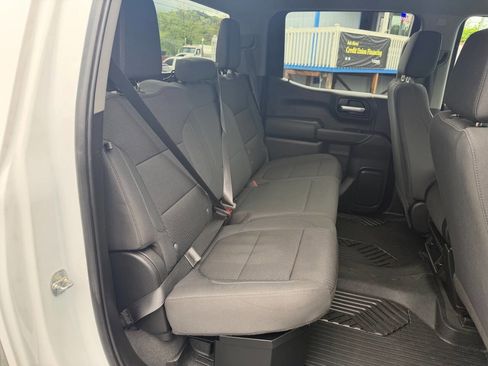 Used 2020 Chevrolet Silverado 1500 Custom Trail Boss w/ Custom Convenience Package AWD/4WD image 24