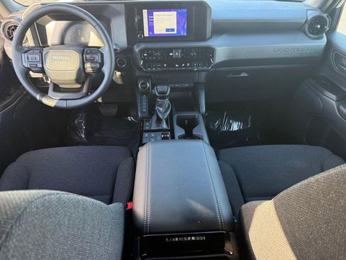 Certified 2025 Toyota Land Cruiser image 14
