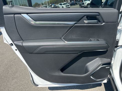 New 2026 GMC Acadia Elevation image 27