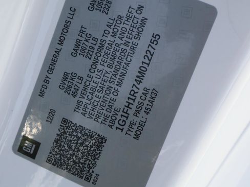 Used 2021 Chevrolet Camaro SS image 23