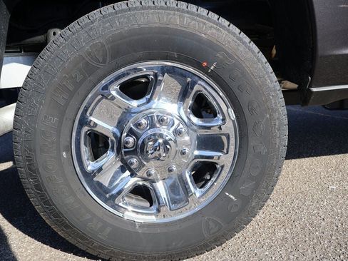 New 2025 RAM 2500 Tradesman w/ Chrome Appearance Group image 6