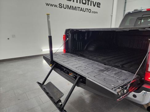 Used 2022 Ford F250 Lariat w/ Lariat Ultimate Package image 32