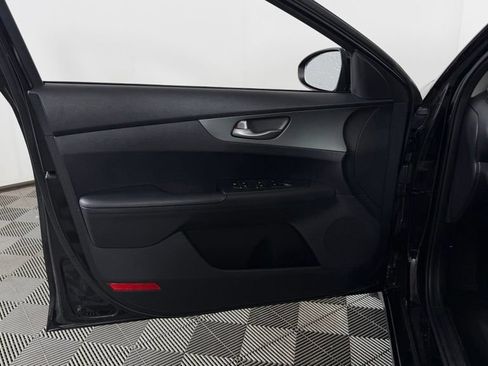 Used 2021 Kia Forte Sedan FWD image 11