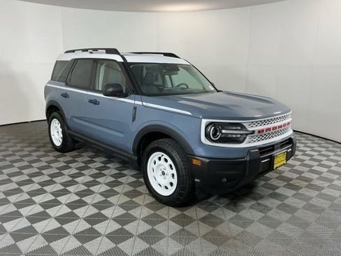 Used 2025 Ford Bronco Sport Heritage w/ Convenience Package AWD/4WD image 3