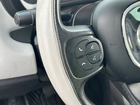 Used 2014 FIAT 500L Easy image 21