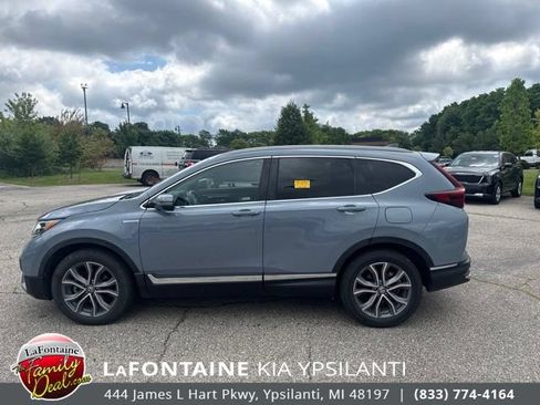 Used 2022 Honda CR-V Touring image 2