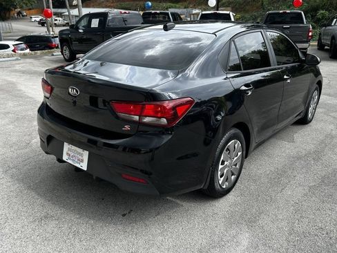 Used 2019 Kia Rio S FWD image 5