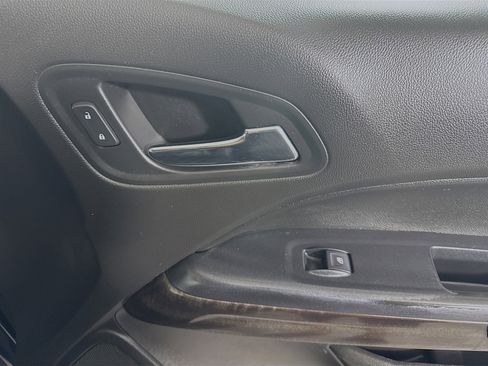 Used 2016 GMC Canyon SLT w/ Driver Alert Package image 30