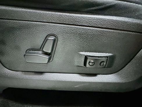 Used 2018 RAM 1500 Sport w/ Sport Premium Group AWD/4WD image 33