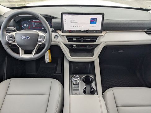 New 2026 Ford Explorer Active w/ Active Comfort Package image 16
