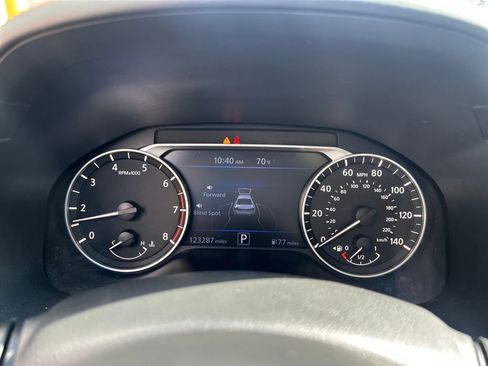 Used 2019 Nissan Altima 2.5 SR image 14