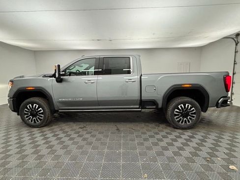 New 2026 GMC Sierra 2500 Denali Ultimate w/ Max Trailering Package image 14