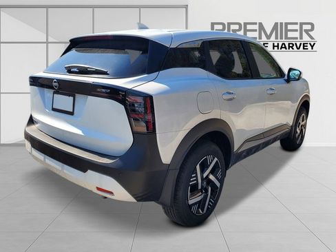 New 2026 Nissan Kicks SV image 5