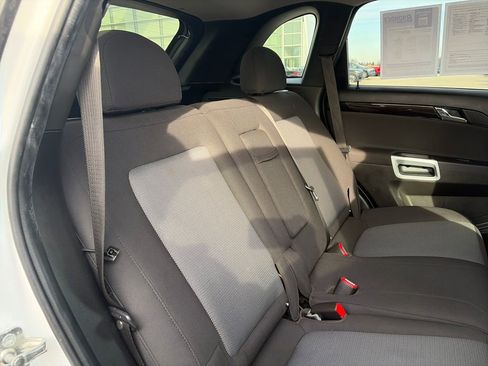 Used 2014 Chevrolet Captiva Sport LS image 36