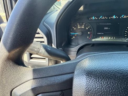 Used 2016 Ford F150 XL w/ Equipment Group 101A Mid AWD/4WD image 40