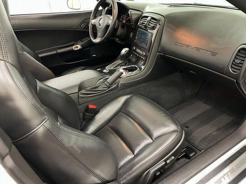 Used 2010 Chevrolet Corvette Convertible w/ Preferred Equipment Group image 38