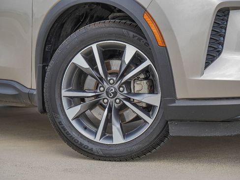 Certified 2023 INFINITI QX60 Luxe w/ Vision Package image 2