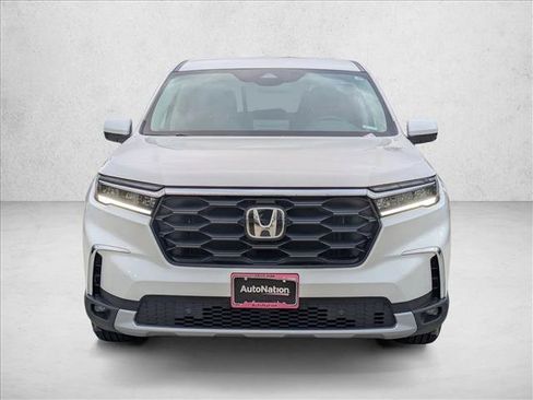 Used 2023 Honda Pilot EX-L image 2