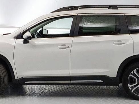 Used 2023 Subaru Ascent Limited AWD/4WD image 5