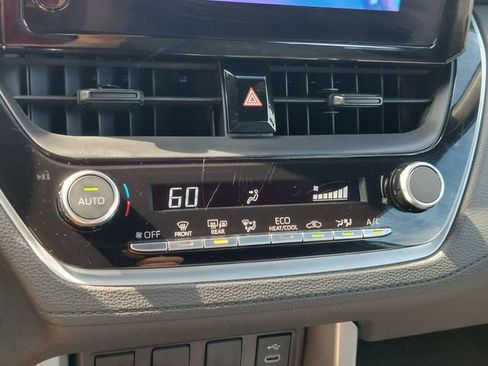 Used 2024 Toyota Corolla Cross AWD Hybrid image 33