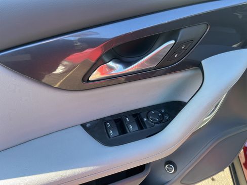 Used 2019 Chevrolet Blazer LT image 14