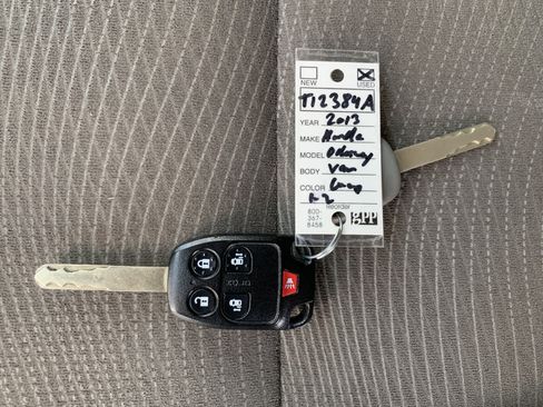 Used 2013 Honda Odyssey EX image 36