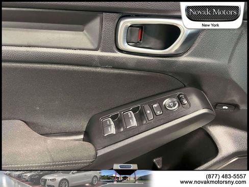 Used 2025 Honda Civic Sport image 17