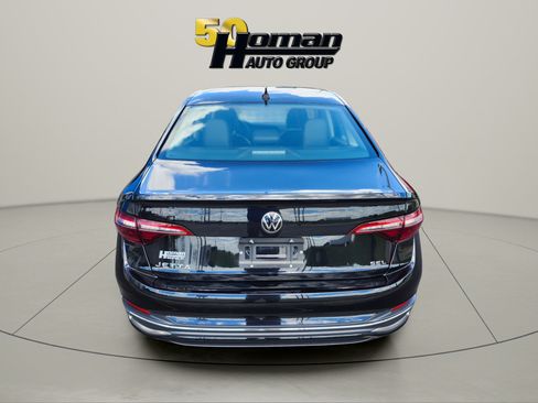 Used 2024 Volkswagen Jetta SEL FWD image 4