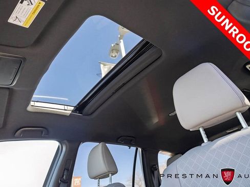 Used 2023 Honda Passport Elite image 11