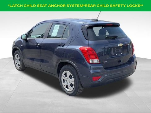 Used 2018 Chevrolet Trax LS FWD image 9
