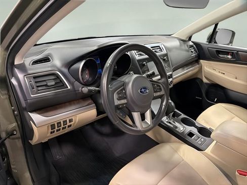 Used 2017 Subaru Outback 2.5i Limited image 11