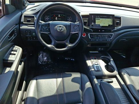 Certified 2023 Honda Passport TrailSport image 34