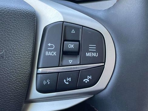 Used 2025 Ford Explorer Active RWD image 17
