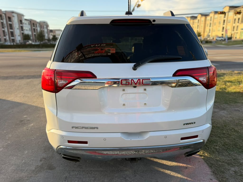 Used 2017 GMC Acadia Denali AWD/4WD image 7
