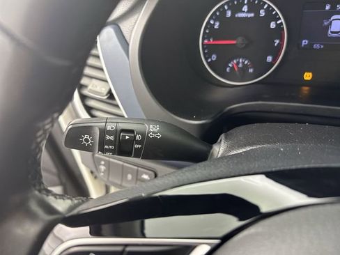 Used 2021 Kia Seltos S FWD image 14