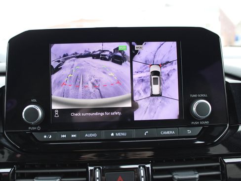 Certified 2025 Nissan Pathfinder Rock Creek image 26