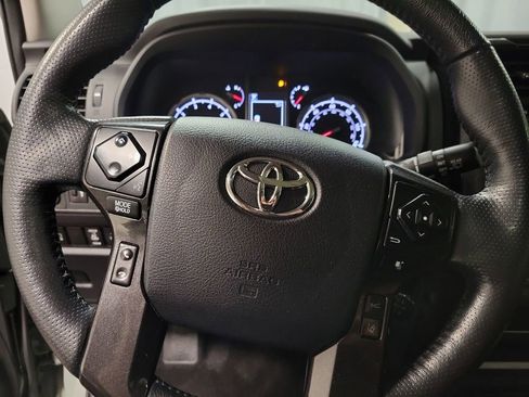 Used 2023 Toyota 4Runner TRD Off-Road Premium w/ Off Road Premium Plus Package image 18