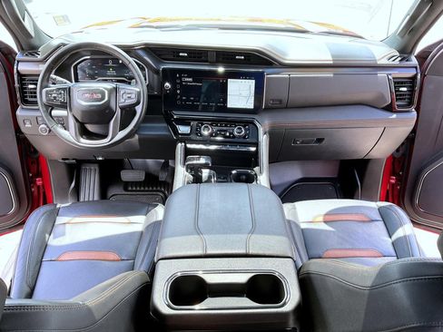 Certified 2023 GMC Sierra 1500 AT4 w/ Technology Package AWD/4WD image 14