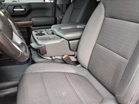 Used 2021 Chevrolet Silverado 1500 LT w/ Z71 Off-Road Package image 3