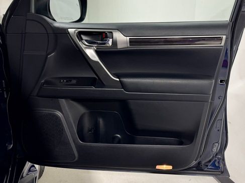 Used 2022 Lexus GX 460 Premium w/ Premium Plus Package image 24