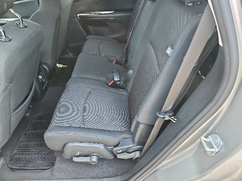 Used 2018 Dodge Journey SE w/ Blacktop Package AWD/4WD image 8