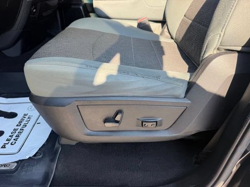Used 2015 RAM 1500 Big Horn AWD/4WD image 12