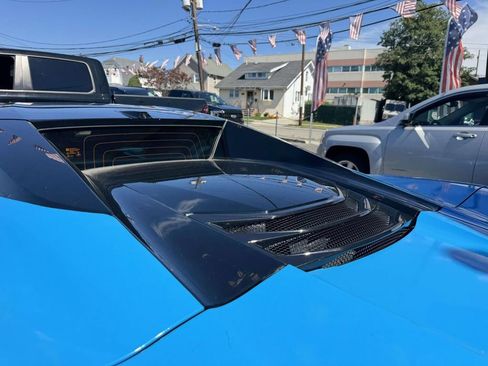 Used 2021 Chevrolet Corvette Stingray Premium Conv w/ Z51 Performance Package image 11