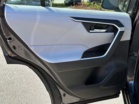 Used 2024 Toyota RAV4 XLE Premium image 14