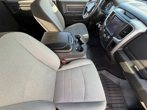 Used 2022 RAM 1500 Classic SLT w/ Electronics Group AWD/4WD image 10